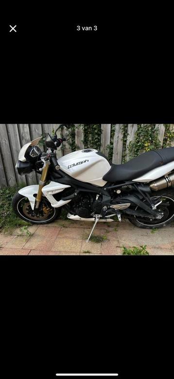 triumph street triple R  beschikbaar voor biedingen