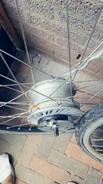 Fietswiel met motor + gewoon wiel, Fietsen en Brommers, Fietsonderdelen, Ophalen, Gebruikt, Wiel, Gazelle