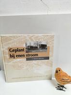 Neeleman, W. e.a.; Geplant bij enen stroom (Ger. Gem. Krimpe, Boeken, Gelezen, Christendom | Protestants, Ophalen of Verzenden