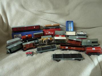 PARTIJ: HORNBY DUBLO met 'n >>>STUKSPRIJS<<< van: € 5.= beschikbaar voor biedingen