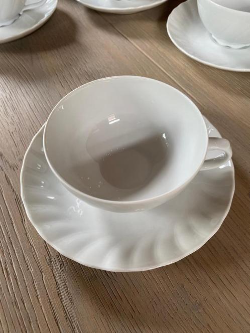 Kop en schoteltje (6 stuks) - Seltmann Weiden - Douwe Egbert, Huis en Inrichting, Keuken | Servies, Zo goed als nieuw, Kop(pen) en/of Schotel(s)