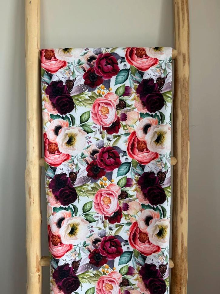 Waterafstotende stof met rozenprint + boordstof, Hobby en Vrije tijd, Stoffen en Lappen, Nieuw, Polyester, 120 cm of meer, 30 tot 200 cm