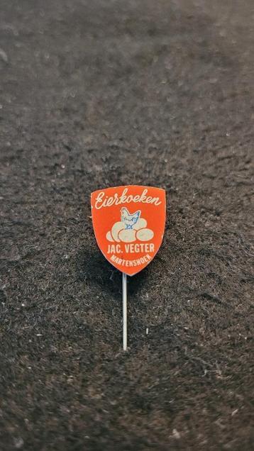 Jac. Vegter Maartenshoek speldje beschikbaar voor biedingen