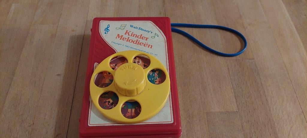 Walt disney kinder melodieën 1963 wonderland music, Ophalen of Verzenden, Overige figuren, Overige typen