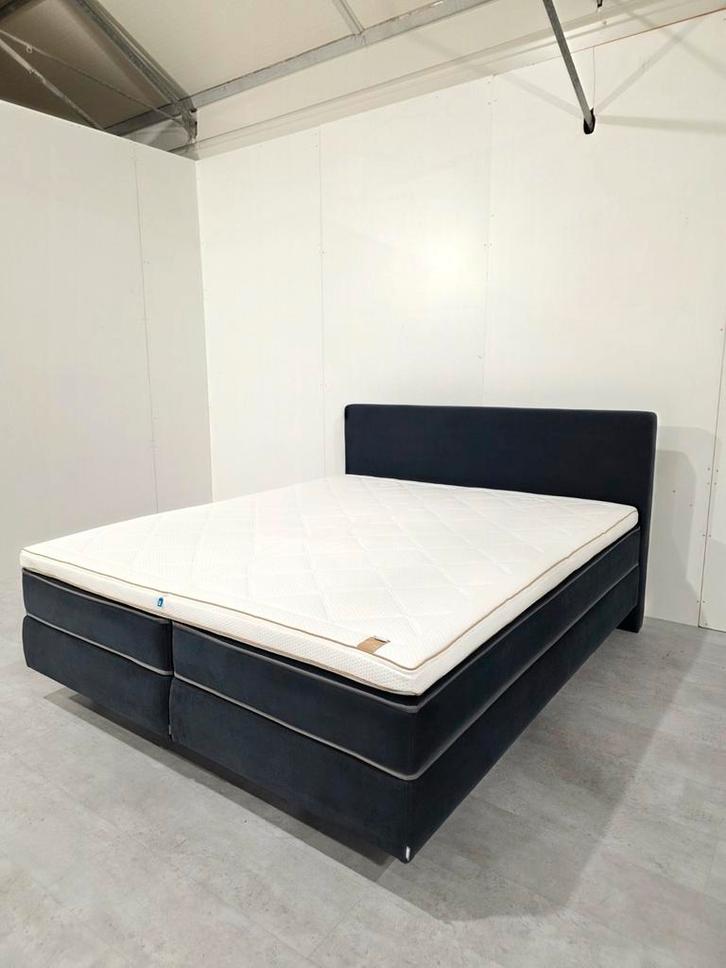 Boxspring Auping 180x210 Met Prestige Topper, Huis en Inrichting, Slaapkamer | Bedden, Zo goed als nieuw, Ophalen of Verzenden