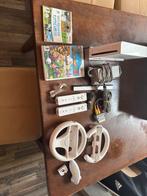 Nintendo Wii met toebehoren, Spelcomputers en Games, Spelcomputers | Nintendo Wii, Ophalen of Verzenden, Gebruikt, Met 2 controllers