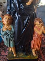 Antiek religieus beeld van heilige met kinderen, Antiek en Kunst, Ophalen