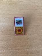 Zeldzame Gele Rode Pokemon League Speld, Ophalen of Verzenden, Zo goed als nieuw