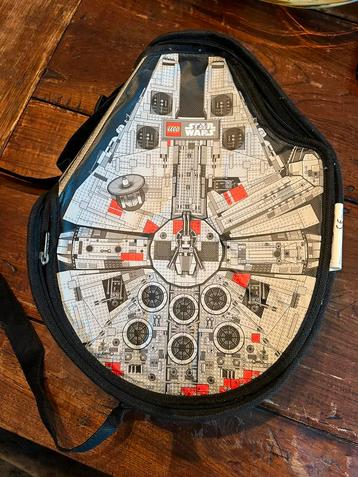 Lego Star Wars Millennium Falcon tas beschikbaar voor biedingen