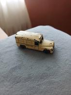 Lesney #14 Daimler Ambulance - Made in England, Ophalen of Verzenden