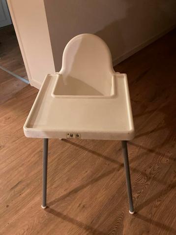 IKEA Kinderstoel - Eenvoudig & Praktisch beschikbaar voor biedingen