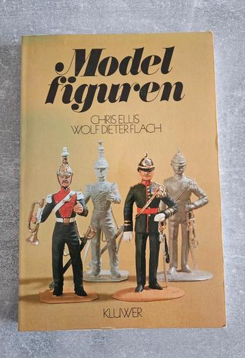 Boekje Model figuren beschikbaar voor biedingen