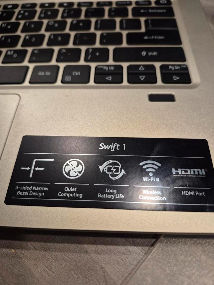 Acer Swift 1 - Goedkoop en betrouwbaar, Computers en Software, Windows Laptops, Gebruikt, 13 inch, SSD, Minder dan 2 Ghz, 4 GB