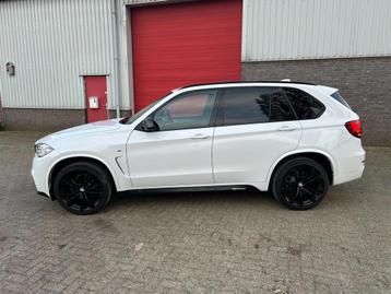 BMW X5 XDrive30d High Executive Panorama dak Headup display  beschikbaar voor biedingen