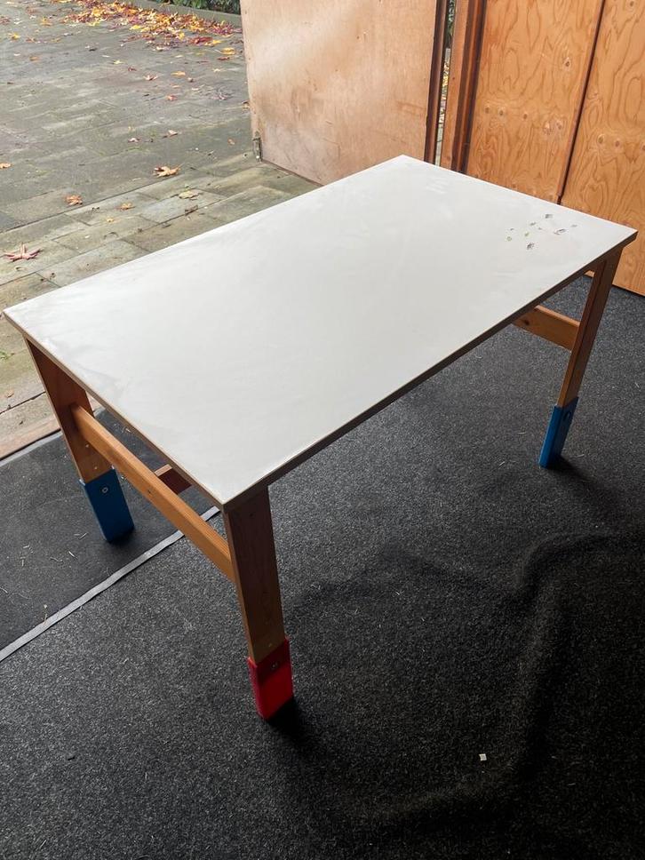 Kindertafel - In hoogte verstelbaar - 60x100cm, Kinderen en Baby's, Kinderkamer | Tafels en Stoelen, Gebruikt, Tafel(s), Ophalen of Verzenden