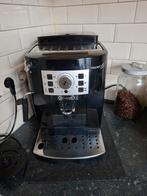 Koffiemachine met melkreservoir, Ophalen of Verzenden, Gebruikt, Koffiemachine