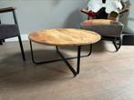 massief Mango houten salontafel met zwart stalen frame, Kinderen en Baby's, Kinderkamer | Tafels en Stoelen, Ophalen, Gebruikt