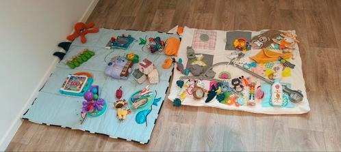 2x Speelkleed  met speelgoed, Kinderen en Baby's, Speelgoed | Speelkleden, Zo goed als nieuw, Ophalen of Verzenden