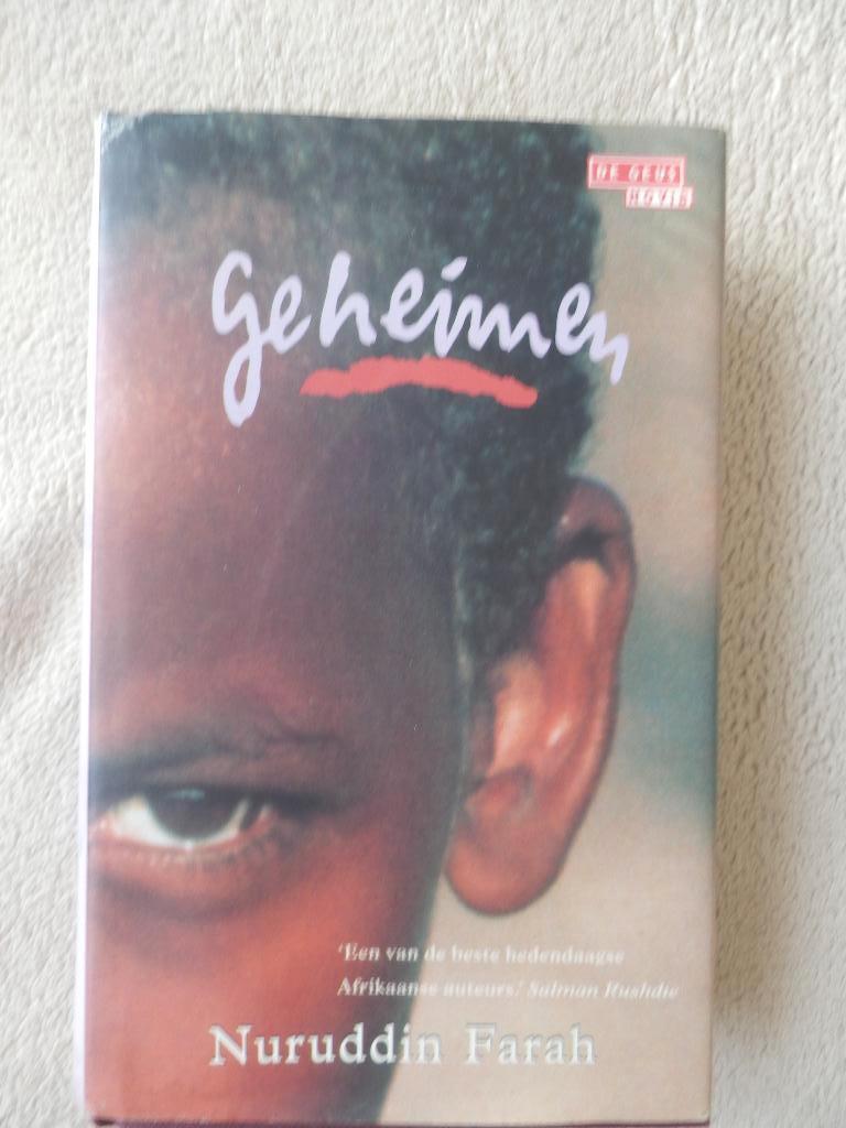 Boek Geheimen, Boeken, Ophalen of Verzenden, Zo goed als nieuw, Nuruddin Farah