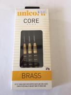 dartpijlen 23 en 27 gr Unicorn Plus Brass à € 12,95 /set, Nieuw, Pijlen, Ophalen