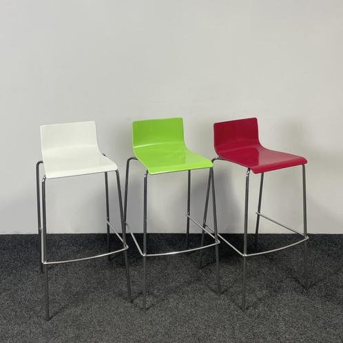 [SET] Sintesi Hoge Barkruk - Kunststof Zitting, Huis en Inrichting, Barkrukken, Gebruikt, Kunststof, Metaal, 1 kruk, Met voetsteun