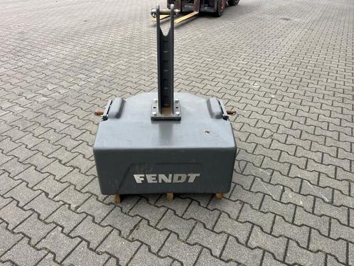 FENDT gewichten blok WG3686, Zakelijke goederen, Agrarisch | Tractoren, Fendt