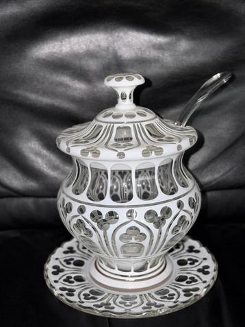 Overlay Vruchtenschaal met Pot, Schaal & Lepel beschikbaar voor biedingen