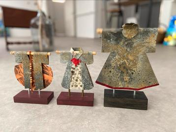 Japanse kunst 3 kimono’s beschikbaar voor biedingen