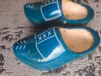 Blauwe  houten kinder  klompjes, Schoentjes, Jongetje of Meisje, Ophalen of Verzenden, Zo goed als nieuw