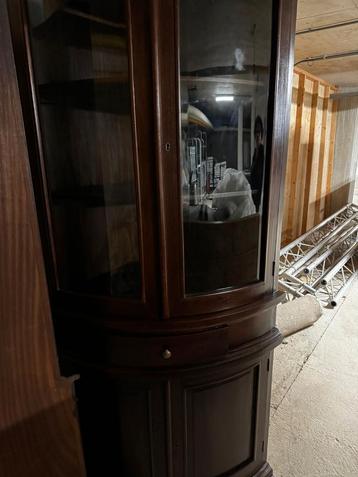 Kersenhouten hoekkast - 200cm hoog beschikbaar voor biedingen