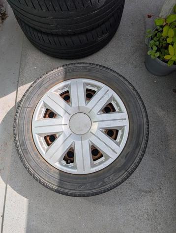2 aanhanger velgen 165/70R/14C 4 gats beschikbaar voor biedingen