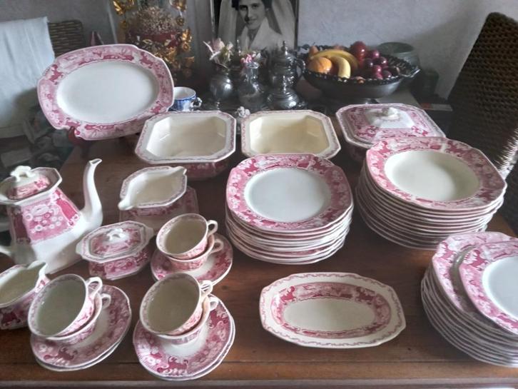 12 pers. eet+6 pers. koffie servies VICTORIA societe ceramiq, Antiek en Kunst, Antiek | Servies compleet, Ophalen
