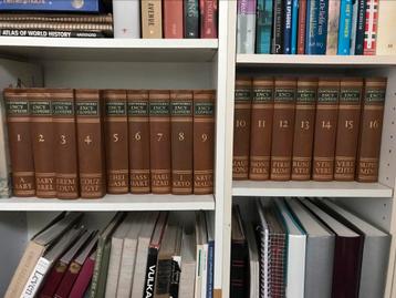 Oosthoek’s encyclopedie beschikbaar voor biedingen