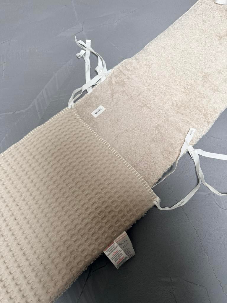 Koeka boxbumper | beige/taupe | wafel/badstof, Kinderen en Baby's, Boxen, Ophalen, Zo goed als nieuw, Rechthoekig