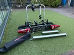 Uebler F24 fietsendrager, Auto diversen, Fietsendragers, Ophalen, Zo goed als nieuw, Brede banden, 2 fietsen