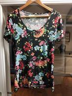 Kleurig T-shirt -bloemen met ondergrond zwart - maat Large, Zwart, Maat 42/44 (L), Ophalen of Verzenden, Korte mouw