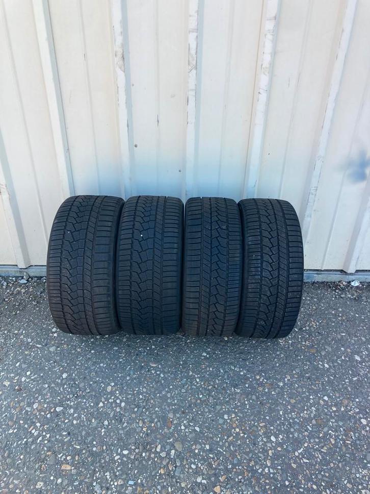 Continental 245/40R20 & 275/35R20 runflat winterbanden, Auto-onderdelen, Banden en Velgen, Band(en), Winterbanden, 20 inch, 275 mm