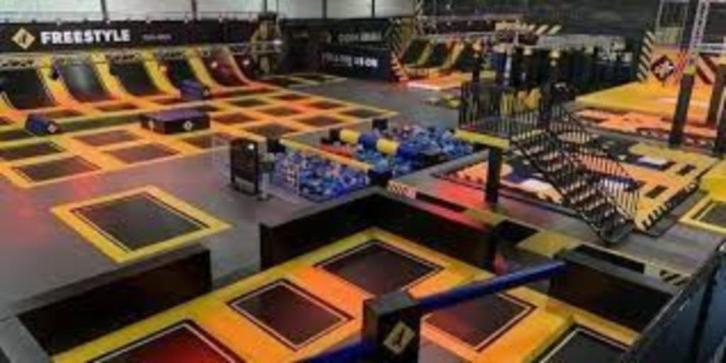 35% korting per persoon entree Jumpsquare, Tickets en Kaartjes, Recreatie | Pretparken en Attractieparken, Drie personen of meer