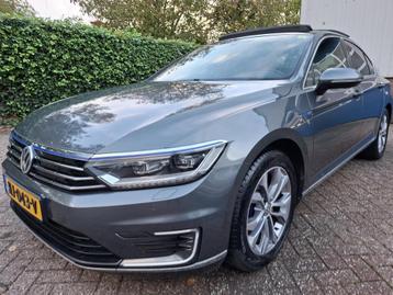 Volkswagen Passat 1.4 TSI GTE Highline PANODAK/XENON/LED/TRE beschikbaar voor biedingen