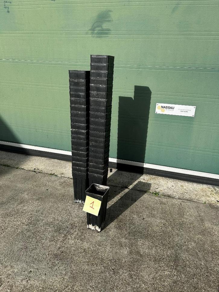 Partij plastic kweekpotten, verschillende maten en vormen, Tuin en Terras, Bloempotten, Gebruikt, Kunststof, Binnen, Balkon, Tuin