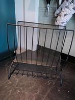 Tijdschriften rek van zwart metaal., Huis en Inrichting, Woonaccessoires | Krantenbakken en Lectuurbakken, Ophalen of Verzenden
