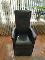 Zeer nette sta op stoel van leer., Huis en Inrichting, Fauteuils, Ophalen, Zo goed als nieuw, 50 tot 75 cm, Leer