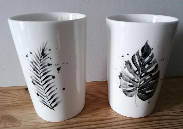Herfst bekers met bladmotief (2x), zgan; 12 cm h, 8 cm ø., Huis en Inrichting, Keuken | Servies, Zo goed als nieuw, Kop(pen) en/of Schotel(s)