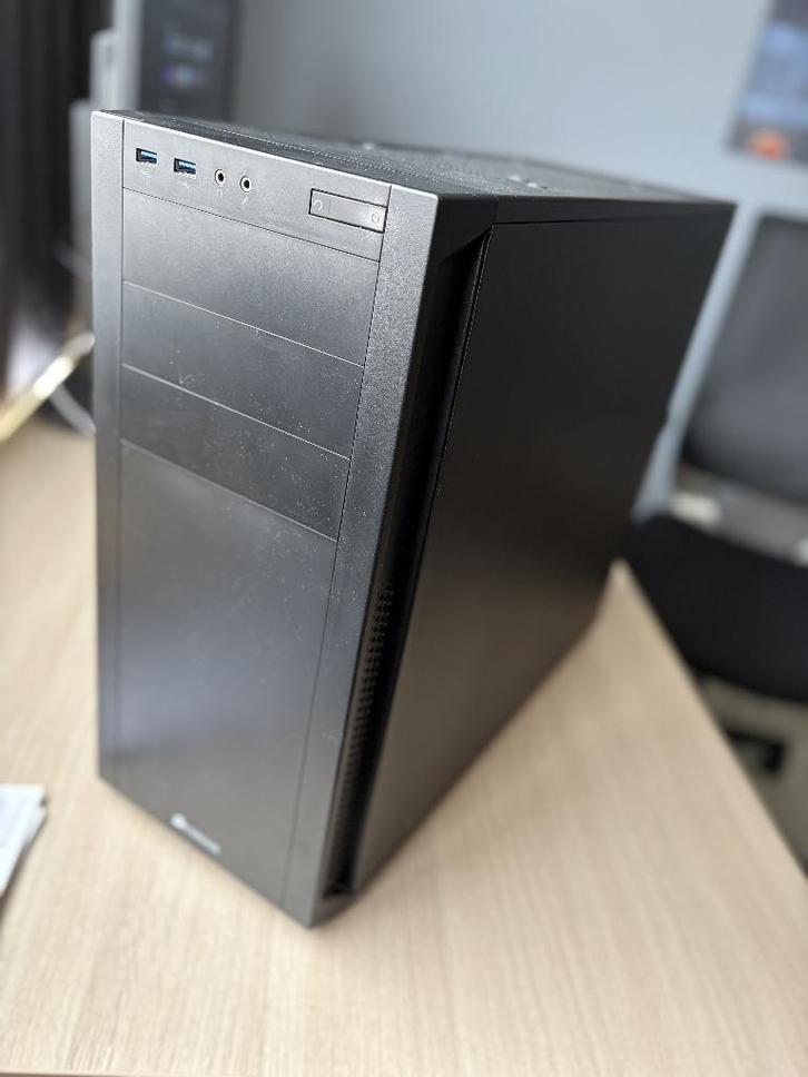 Oude game PC, Computers en Software, Desktop Pc's, Gebruikt, 3 tot 4 Ghz, HDD, 8 GB, Met videokaart, Gaming, Ophalen