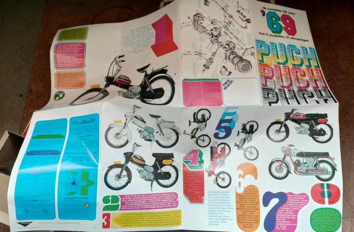 Puch Bromfietsen Poster 1969 - Groot Formaat, Fietsen en Brommers, Brommeronderdelen | Puch, Gebruikt, Ophalen of Verzenden