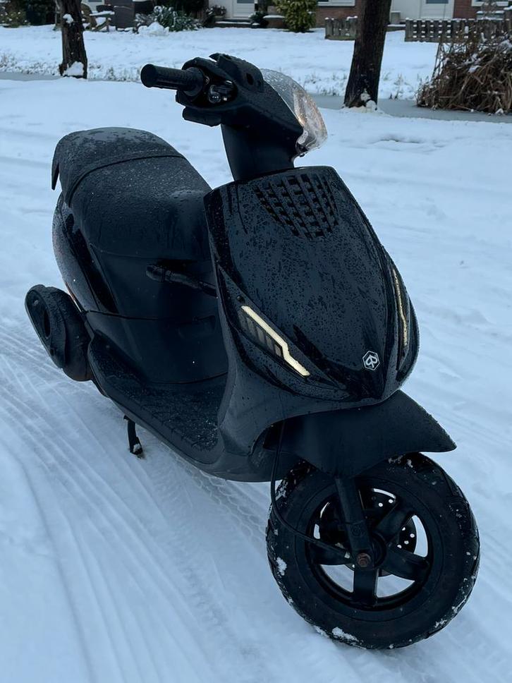 Zip 2000 4T 2V Brom, Fietsen en Brommers, Scooters | Piaggio, Gebruikt, Zip, Maximaal 45 km/u, Benzine, Ophalen