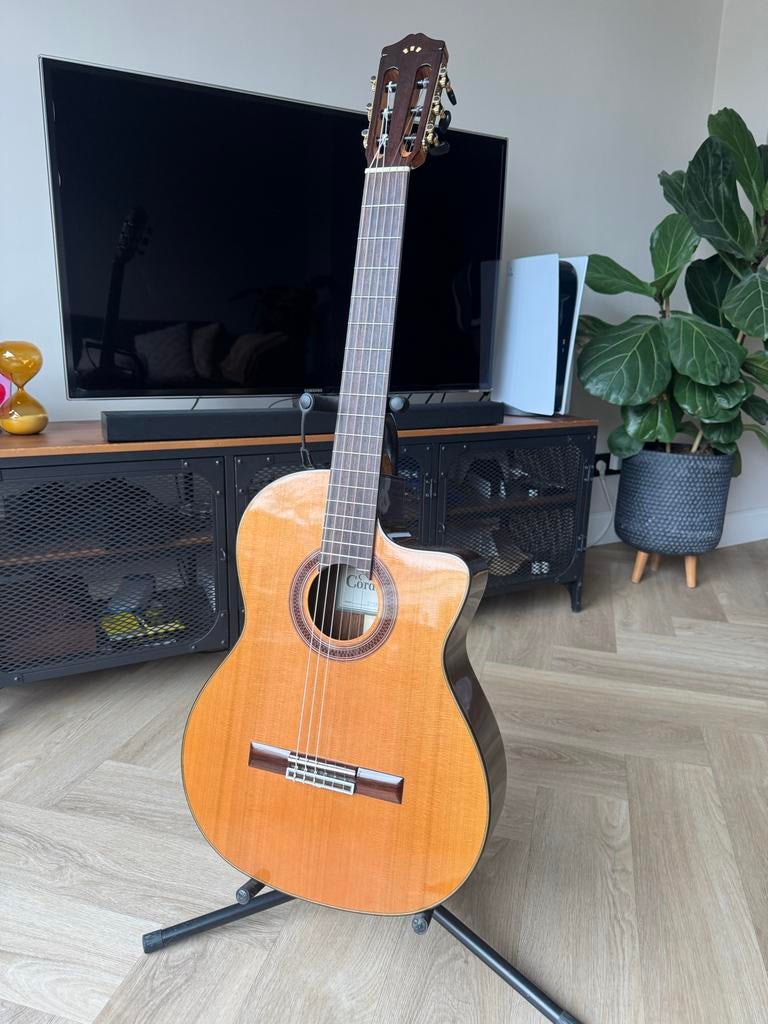 Cordoba C7-CE, Muziek en Instrumenten, Snaarinstrumenten | Gitaren | Akoestisch, Zo goed als nieuw, Klassieke of Spaanse gitaar