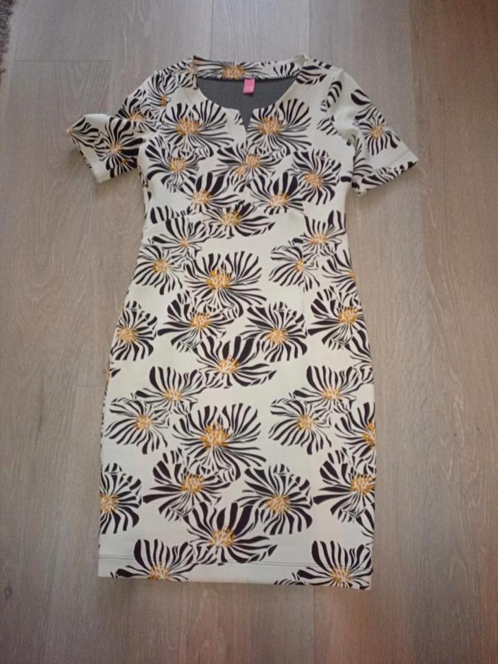 Leuke 'scub' jurk van Kyra & Ko, Kleding | Dames, Jurken, Zo goed als nieuw, Maat 38/40 (M), Overige kleuren, Knielengte, Ophalen of Verzenden