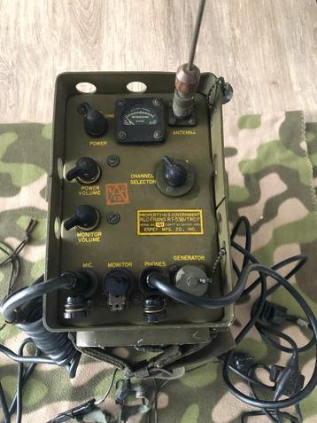 Signal Corps Radio zender AN/TRC-7 Airborne Varsity beschikbaar voor biedingen