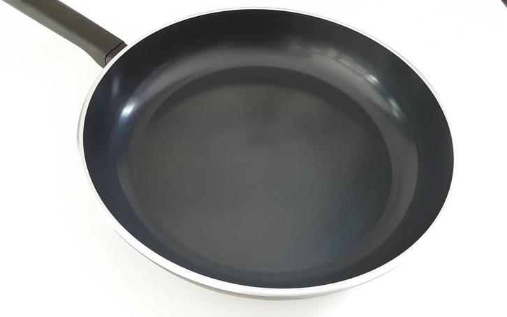 ZGAN Demeyere koekenpan 30 cm. (NIET gebruikt op gas), Huis en Inrichting, Keuken | Potten en Pannen, Zo goed als nieuw, Koekenpan of Braadpan